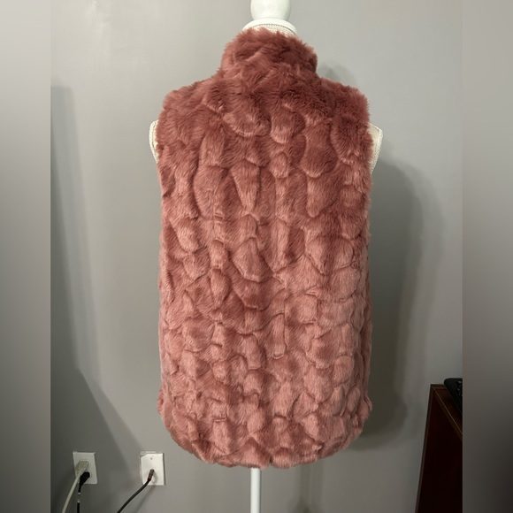 Love Tree Pink Vest Woman Size Small - Picture 2 of 6